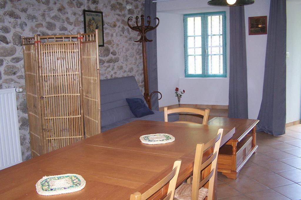 Villa Domaine de Salomony Marcols-les-Eaux Habitación foto